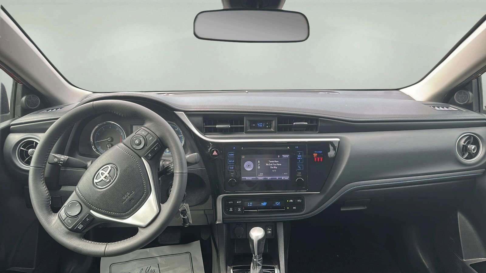 Used 2018 Toyota Corolla SE FWD image 21