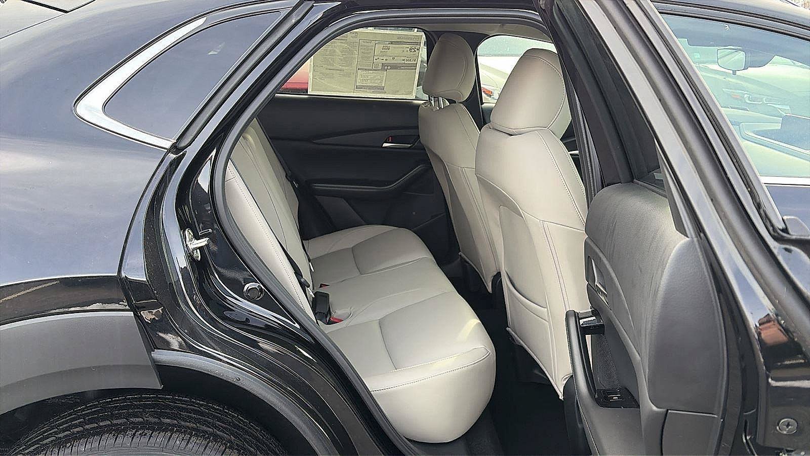 Used 2025 MAZDA CX-30 AWD 2.5 S w/ Preferred Package image 11
