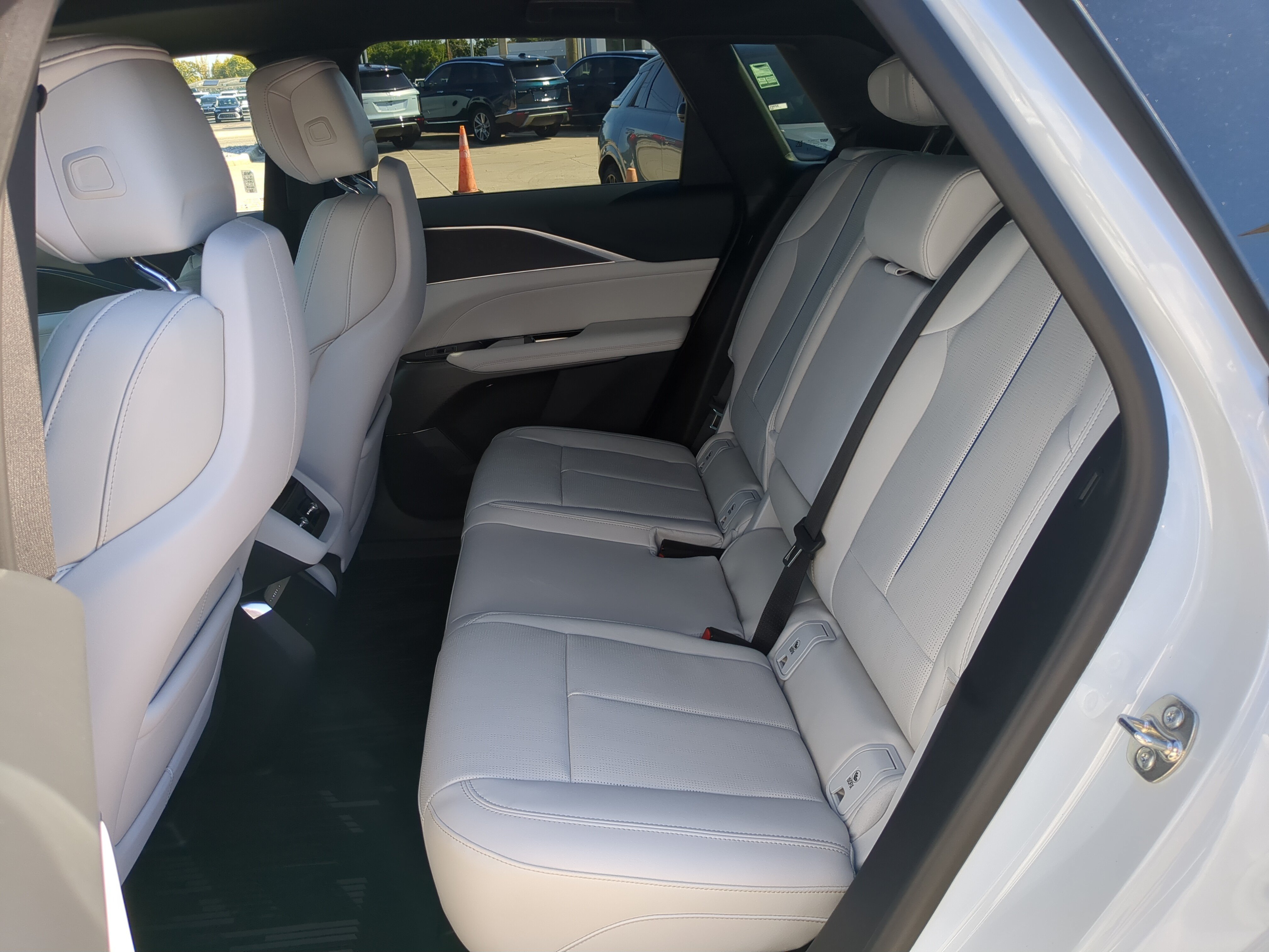 New 2026 Cadillac Lyriq Luxury w/ LPO, Floor Liner Package RWD image 17