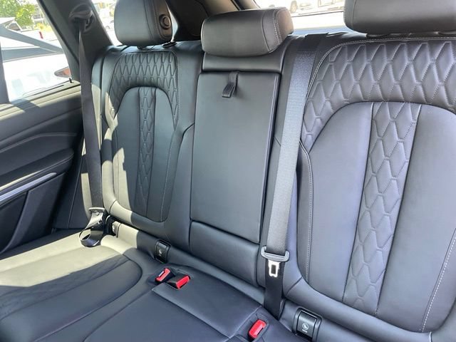 Used 2023 BMW X5 M50i w/ Executive Package AWD/4WD image 36
