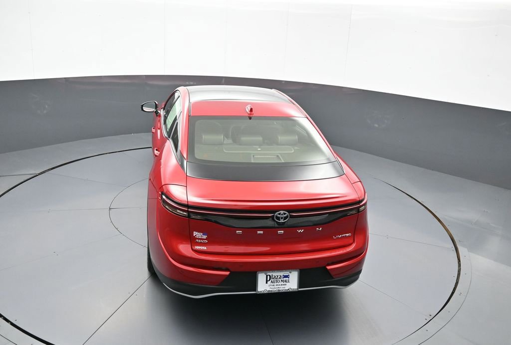 Used 2023 Toyota Crown Limited w/ Advanced Technology Package image 38