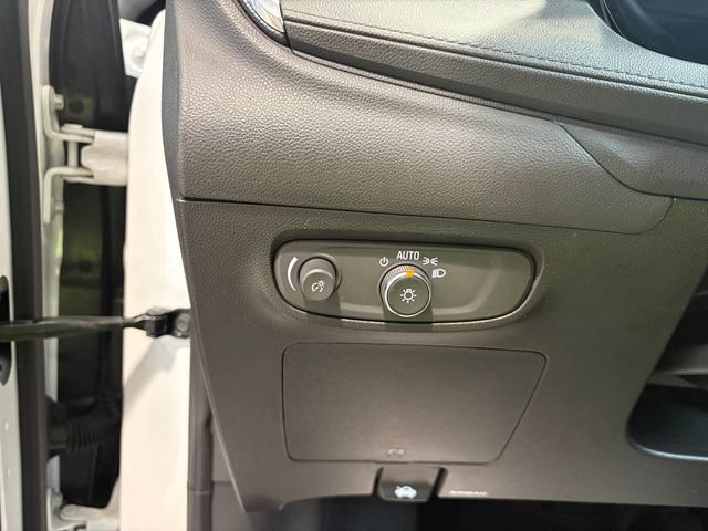 Used 2024 Buick Encore GX Preferred FWD image 18
