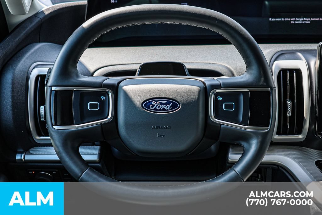 Used 2025 Ford Expedition Active AWD/4WD image 35