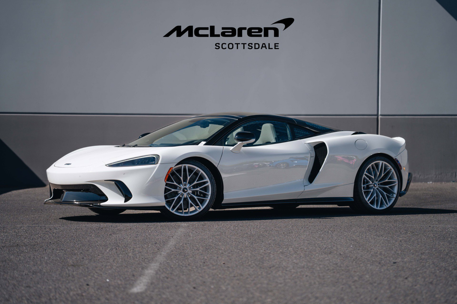 Used 2025 McLaren GTS image 2