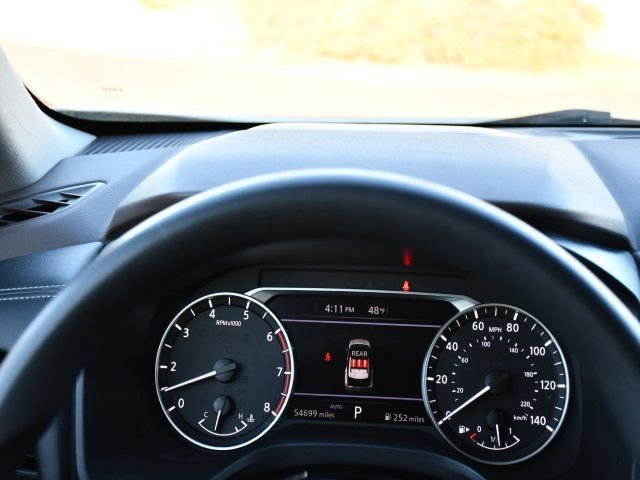 Used 2023 Nissan Rogue SV image 22