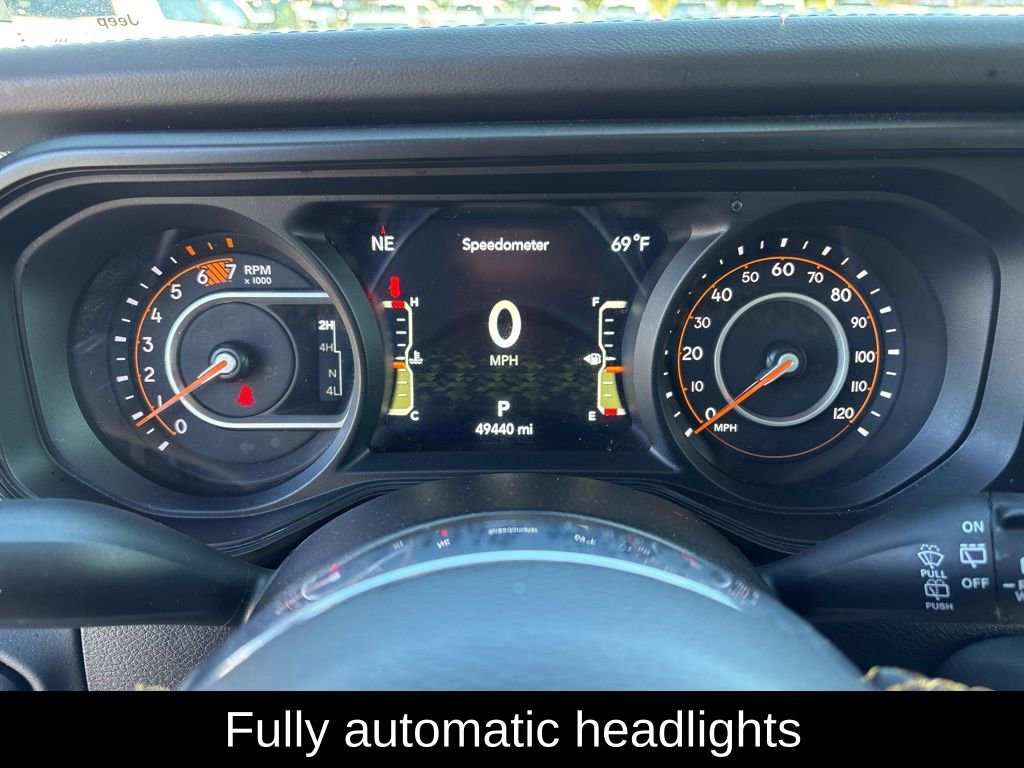 Used 2024 Jeep Wrangler Sahara image 19