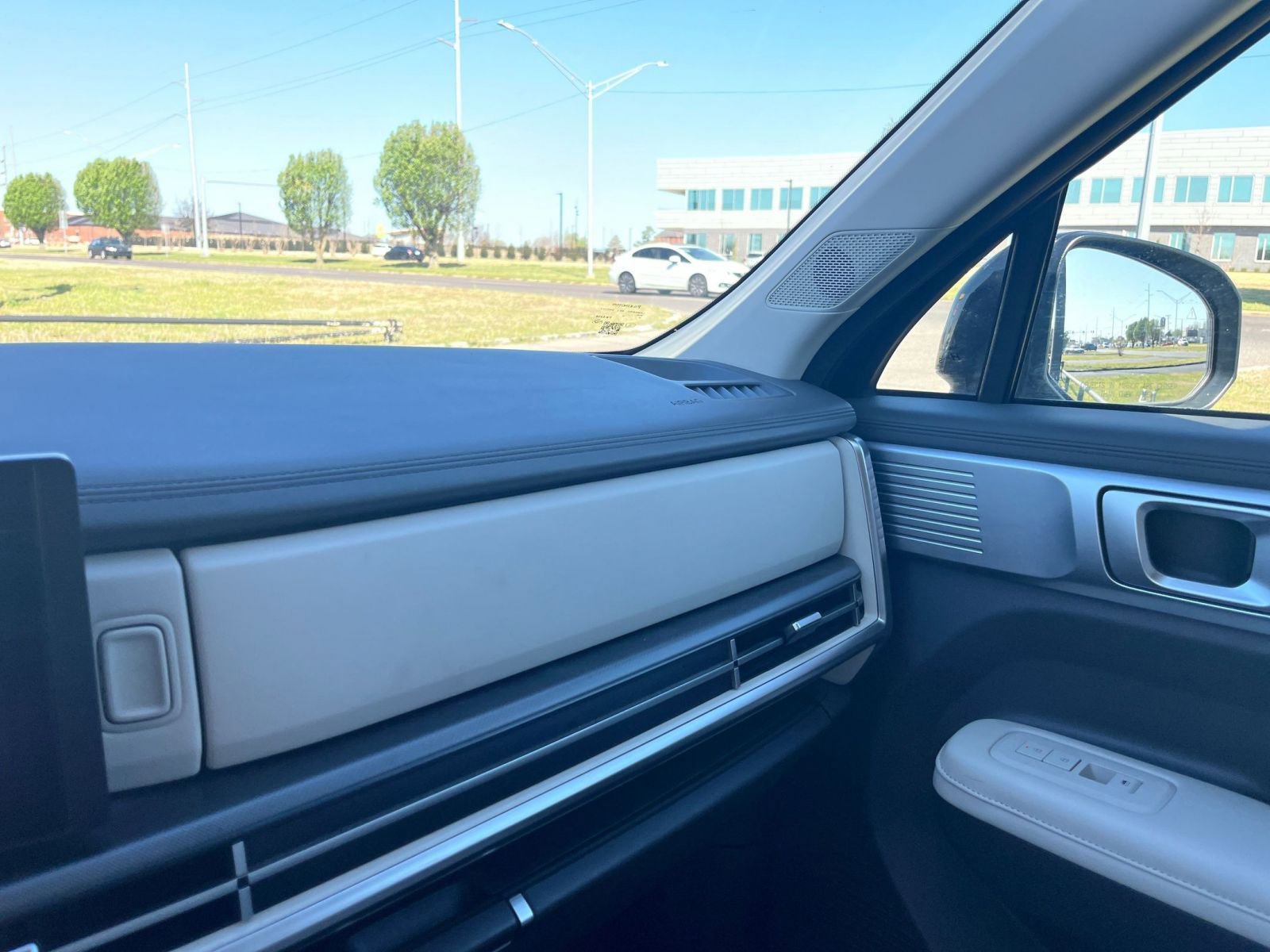 Used 2024 Hyundai Santa Fe SEL image 37