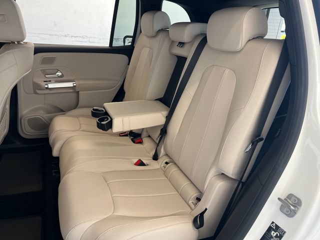 Used 2025 Mercedes-Benz EQB 300 4MATIC image 42