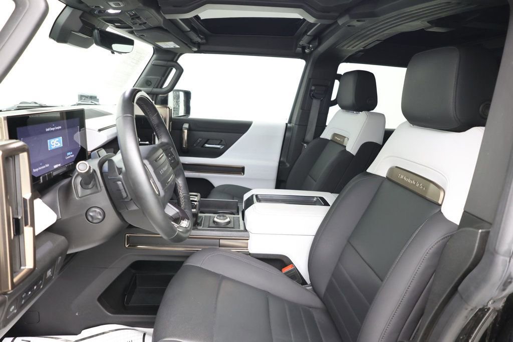 Used 2024 GMC Hummer EV 2X w/ LPO, Illumination Package image 17