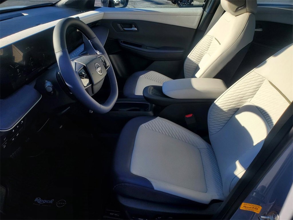 New 2026 Nissan Leaf Platinum+ image 13