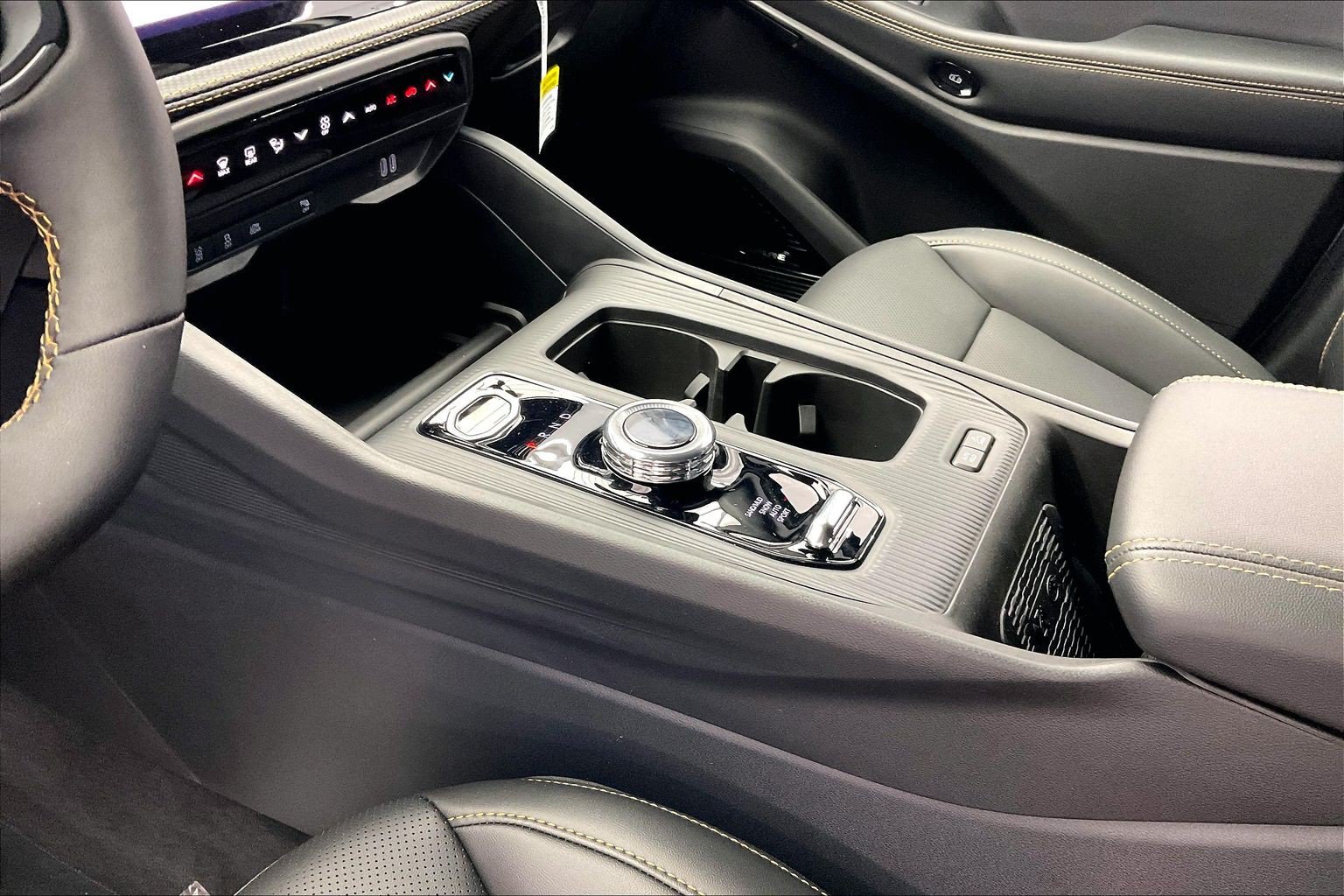 New 2026 Jeep Cherokee Limited AWD/4WD image 8