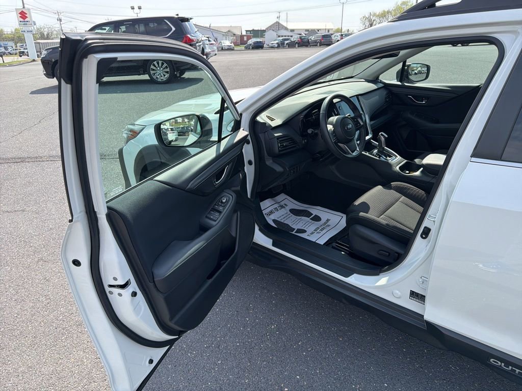 Certified 2025 Subaru Outback Premium image 14