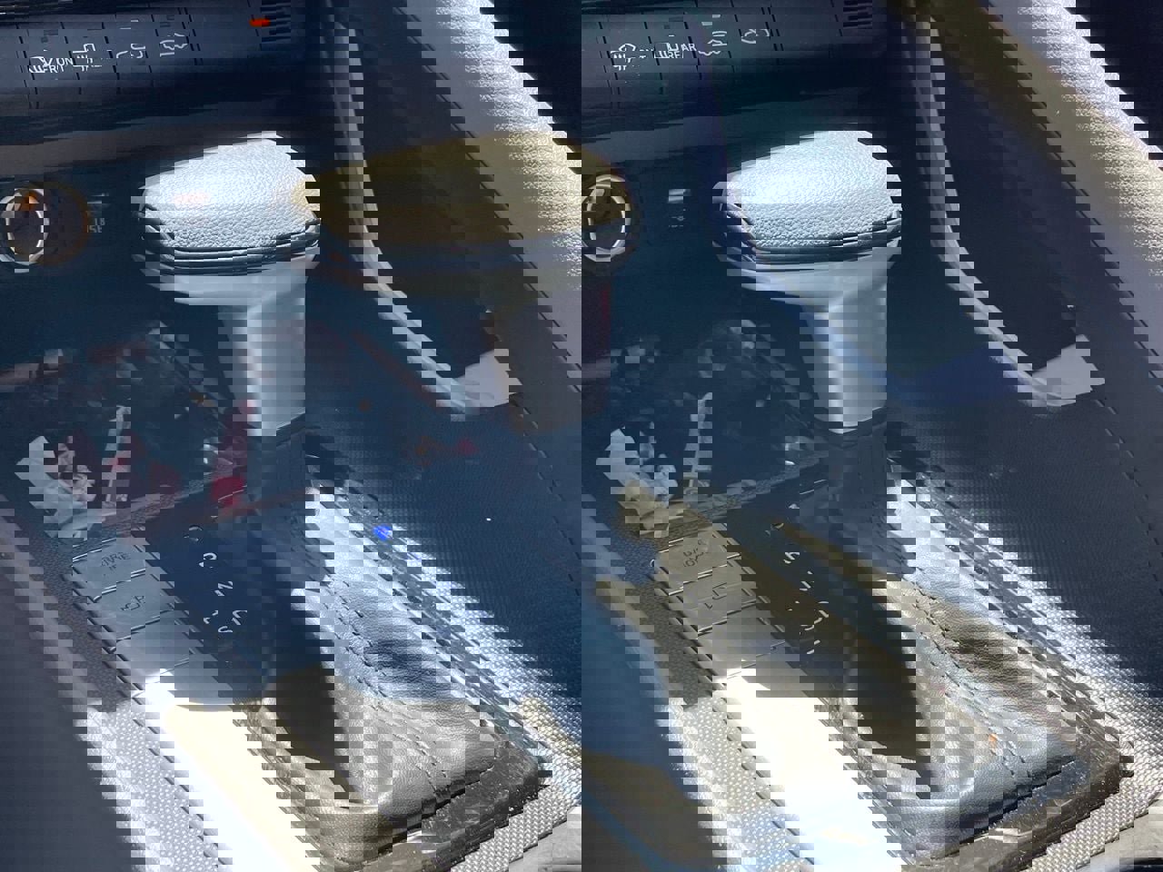 Used 2023 Hyundai Elantra SEL image 7