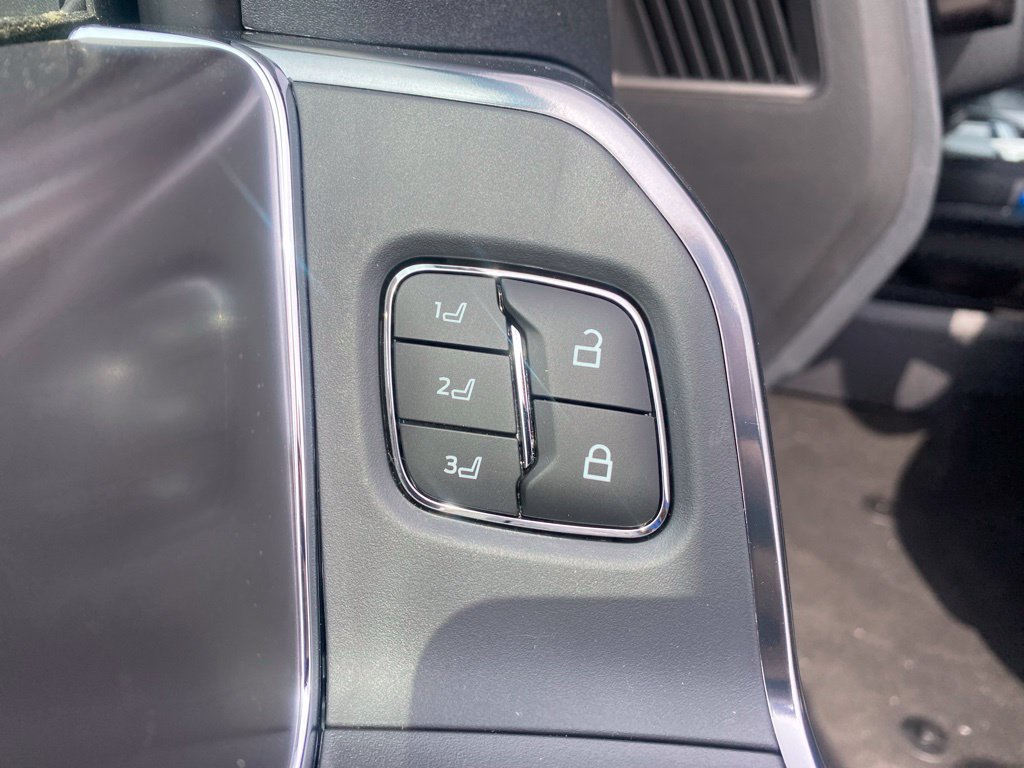 New 2026 Ford F350 Platinum AWD/4WD image 14