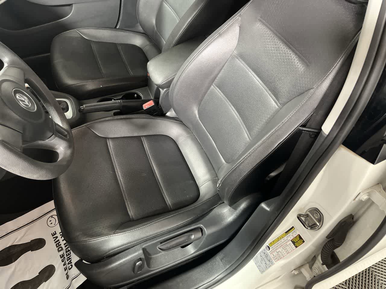Used 2014 Volkswagen Jetta SE FWD image 13