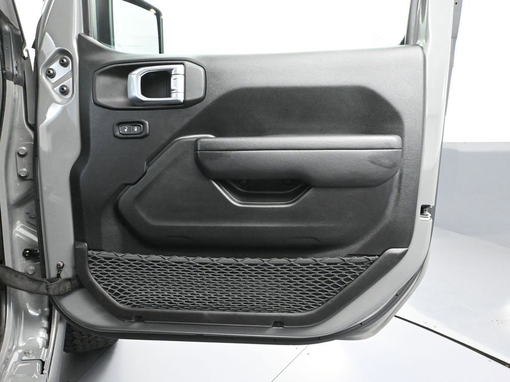 Used 2022 Jeep Wrangler Unlimited Rubicon 4xe w/ Cold Weather Group image 46