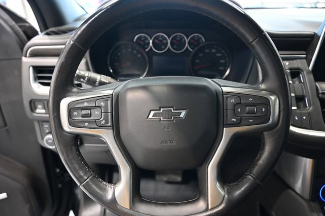 Used 2021 Chevrolet Suburban Z71 w/ Luxury Package image 22