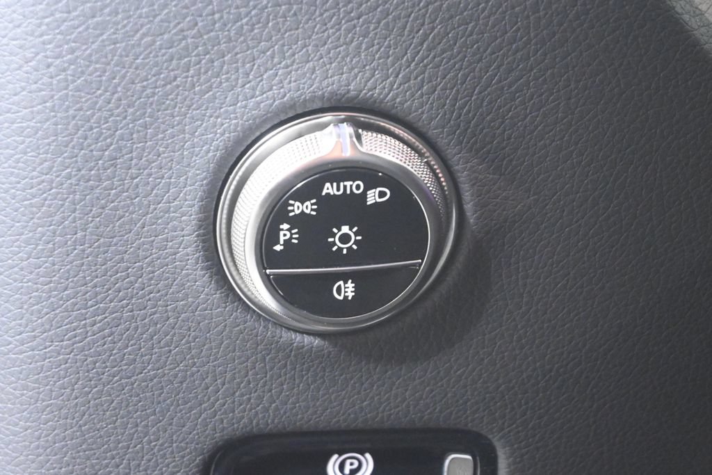 Certified 2026 Mercedes-Benz GLC 300 4MATIC image 25