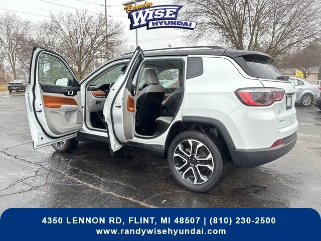Used 2022 Jeep Compass Limited AWD/4WD image 32