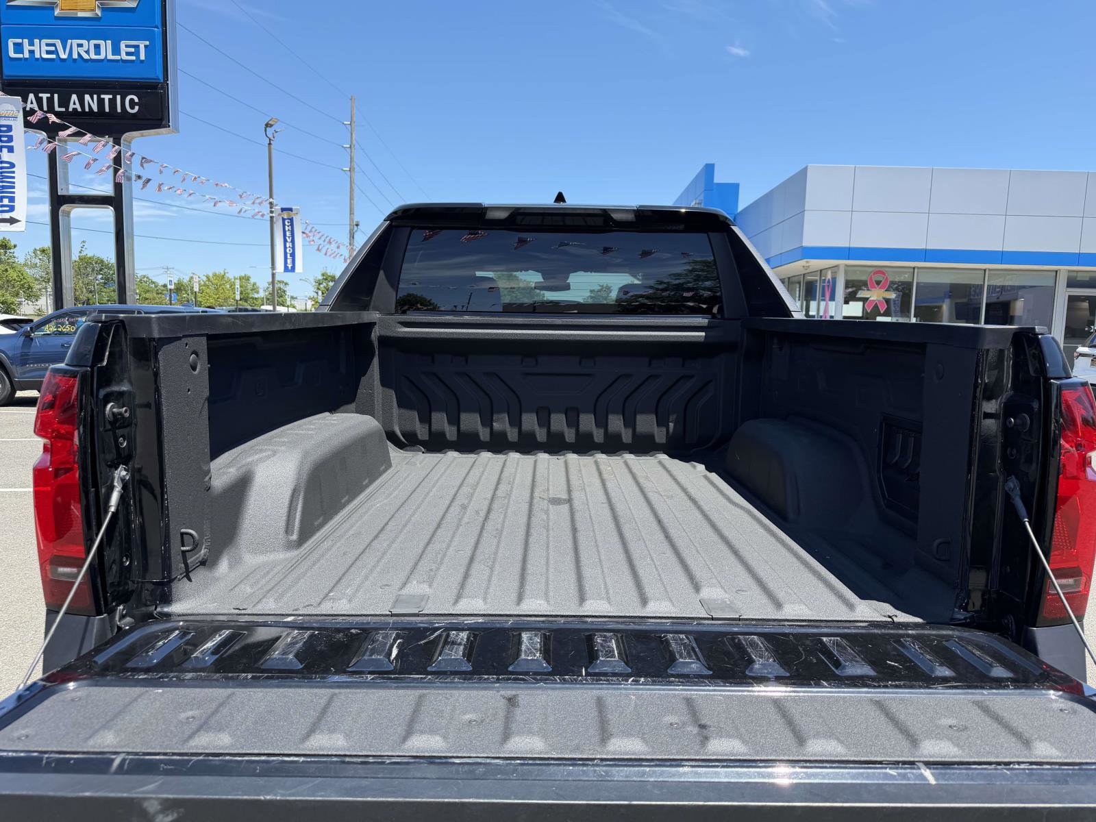 Certified 2024 Chevrolet Silverado EV W/T AWD/4WD image 11