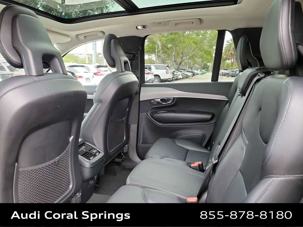 Used 2021 Volvo XC90 T5 Momentum w/ Protection Package Premier image 20