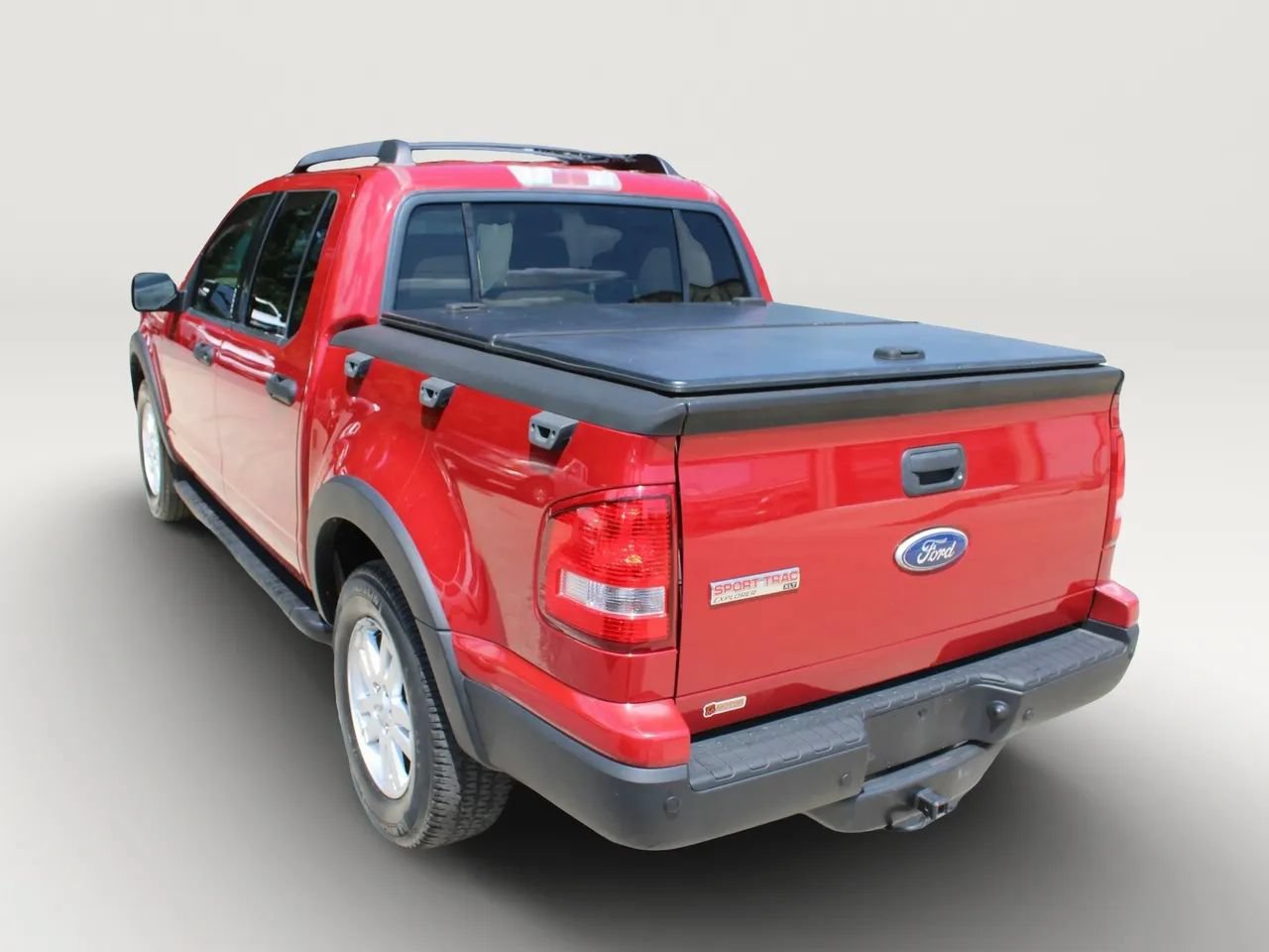 Used 2010 Ford Explorer Sport Trac XLT RWD image 6