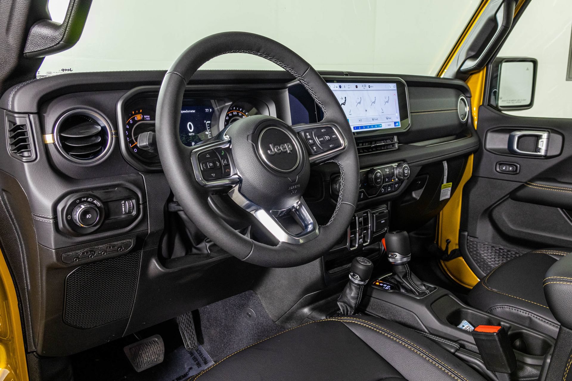 New 2026 Jeep Wrangler Unlimited Sahara AWD/4WD image 3