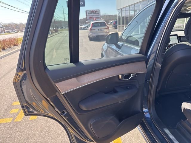 Certified 2025 Volvo XC90 B6 Plus AWD/4WD image 16