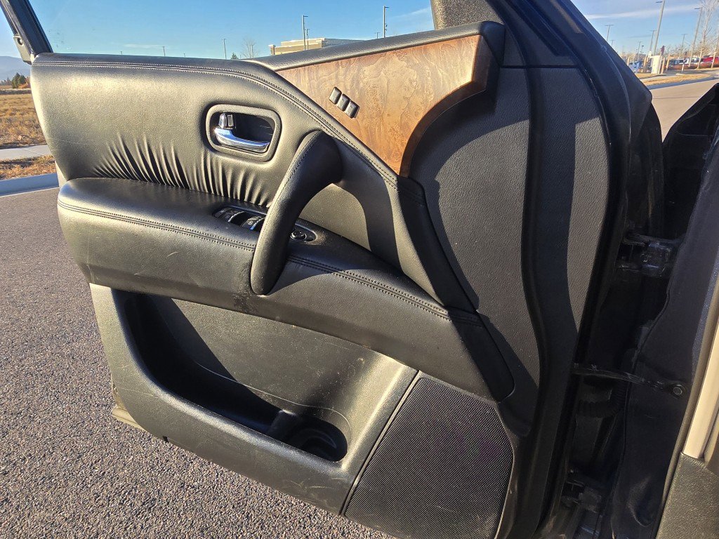 Used 2021 Nissan Armada SL w/ Captain's Chairs Package image 18