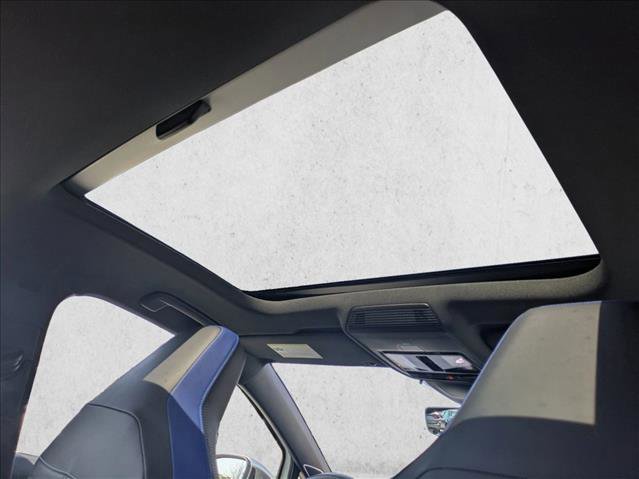 Used 2024 Volkswagen Golf R image 20