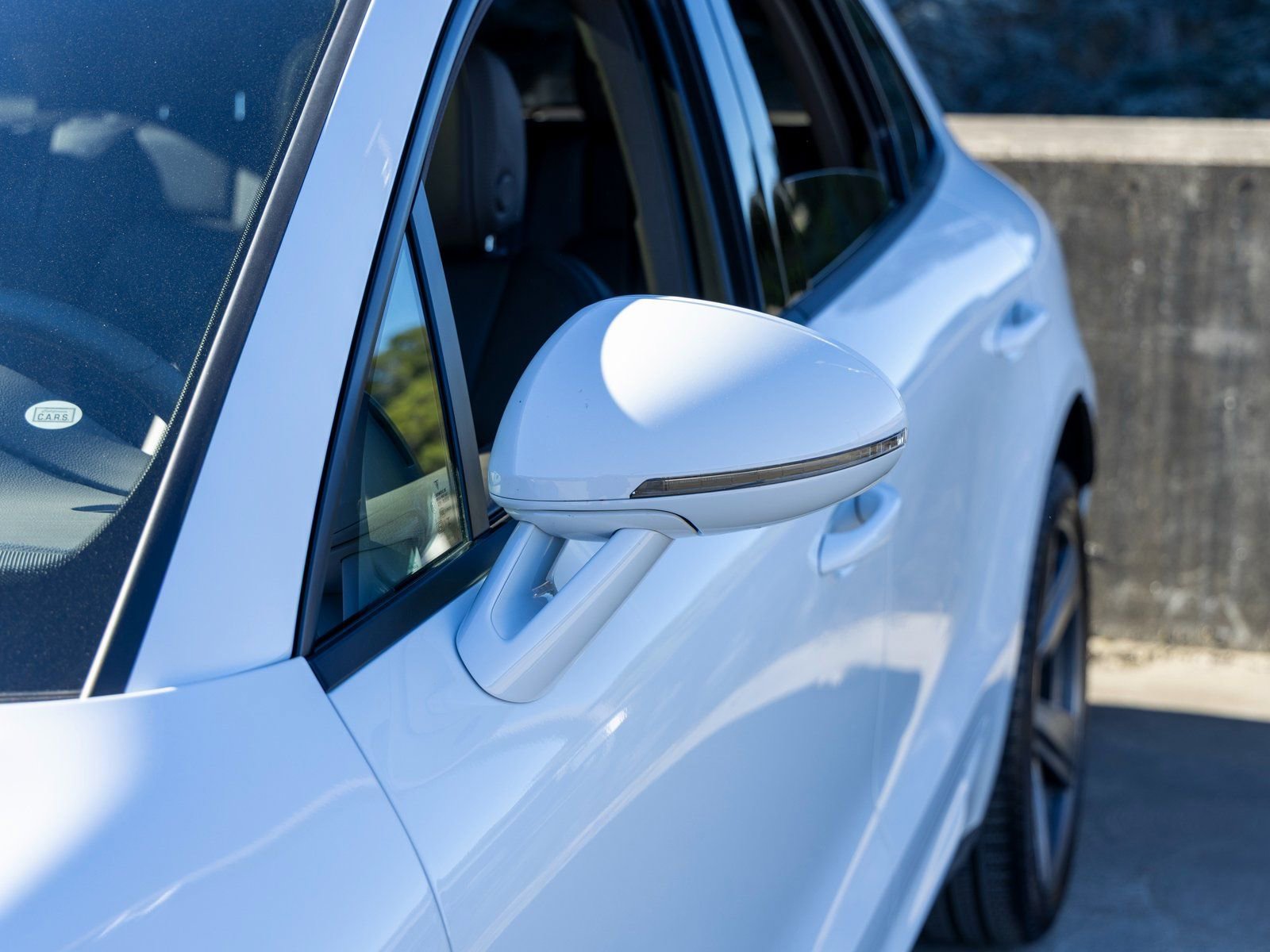 Certified 2025 Porsche Macan image 17