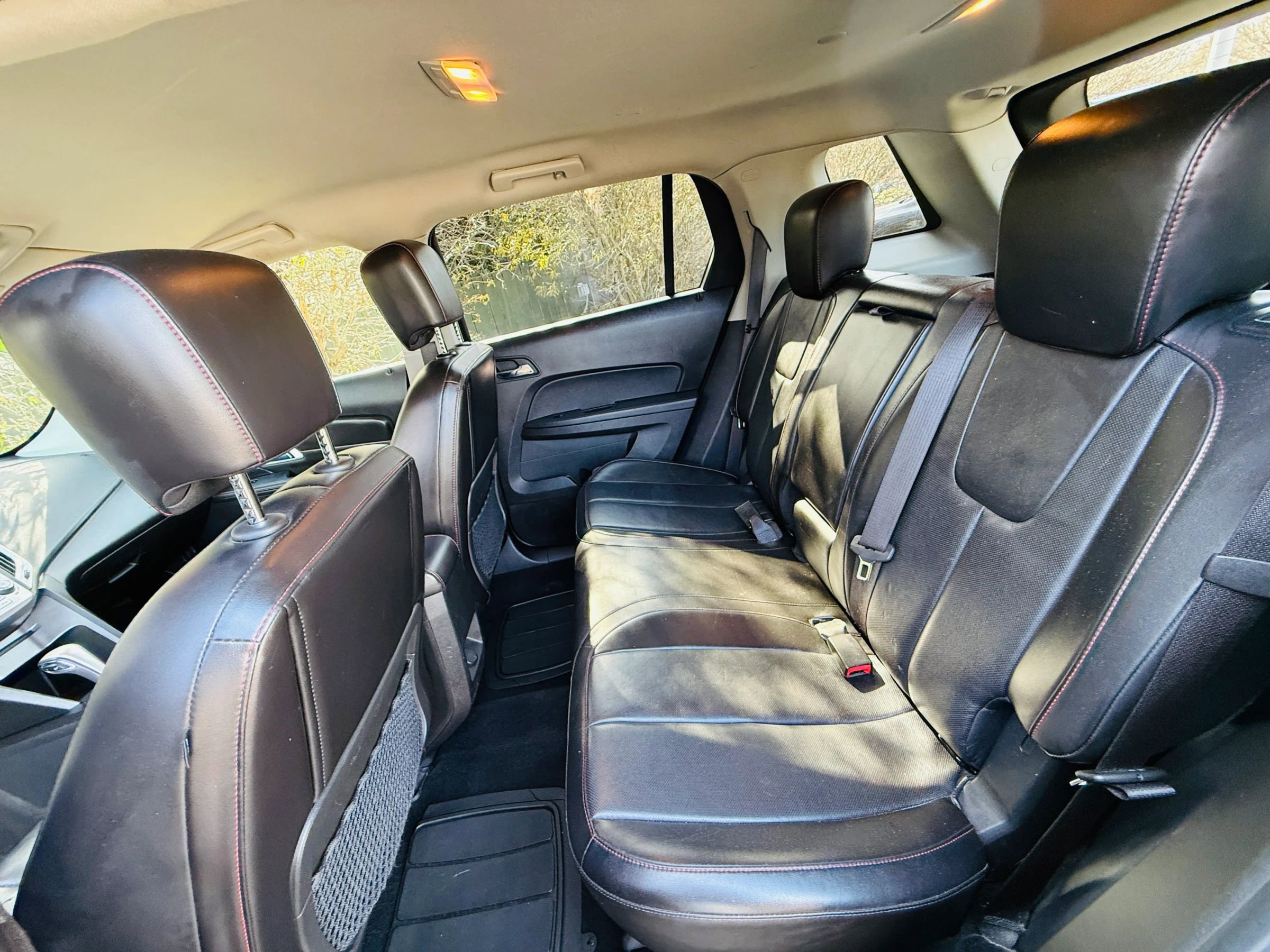 Used 2011 GMC Terrain SLT AWD/4WD image 34