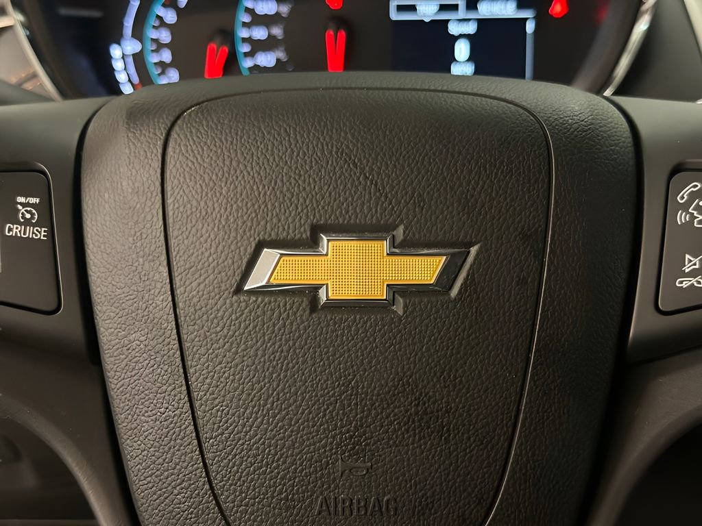 Certified 2022 Chevrolet Trax LS w/ Tint and Cruise Package image 16