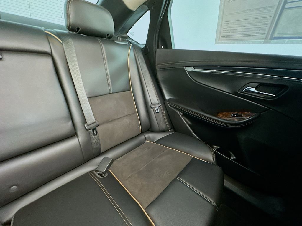 Used 2014 Chevrolet Impala LT FWD image 14