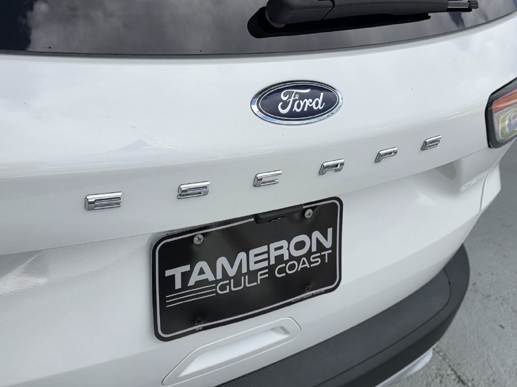 Used 2022 Ford Escape SEL FWD image 36