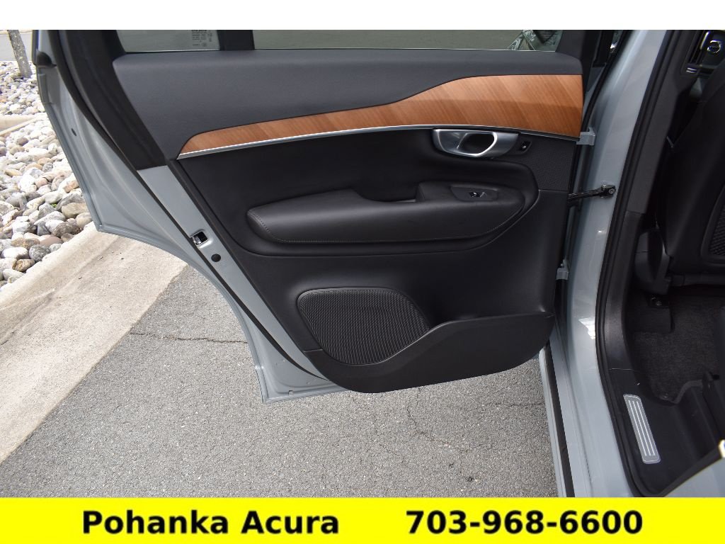 Used 2024 Volvo XC90 T8 Plus AWD/4WD image 27