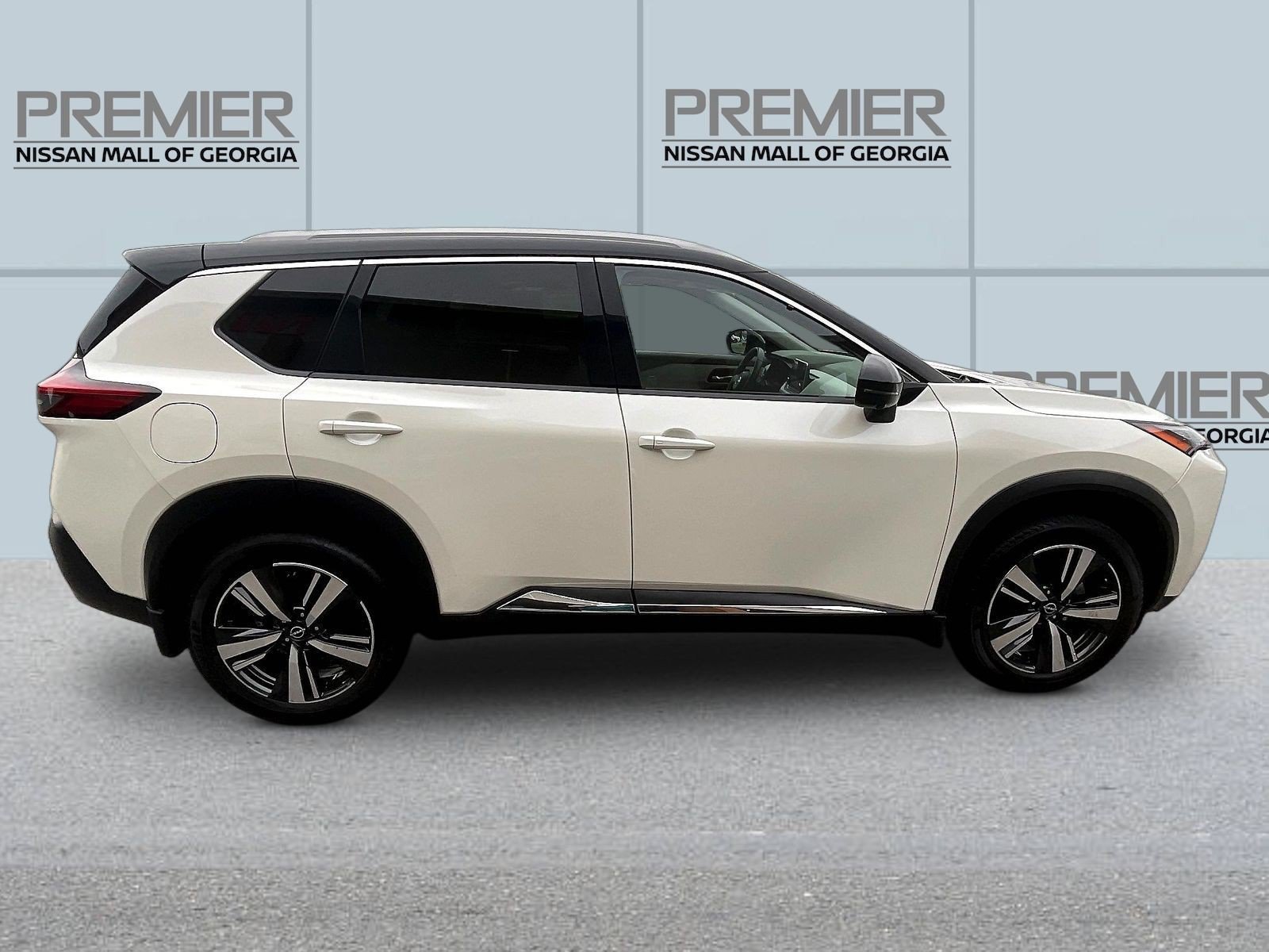 Certified 2023 Nissan Rogue SL AWD/4WD image 8