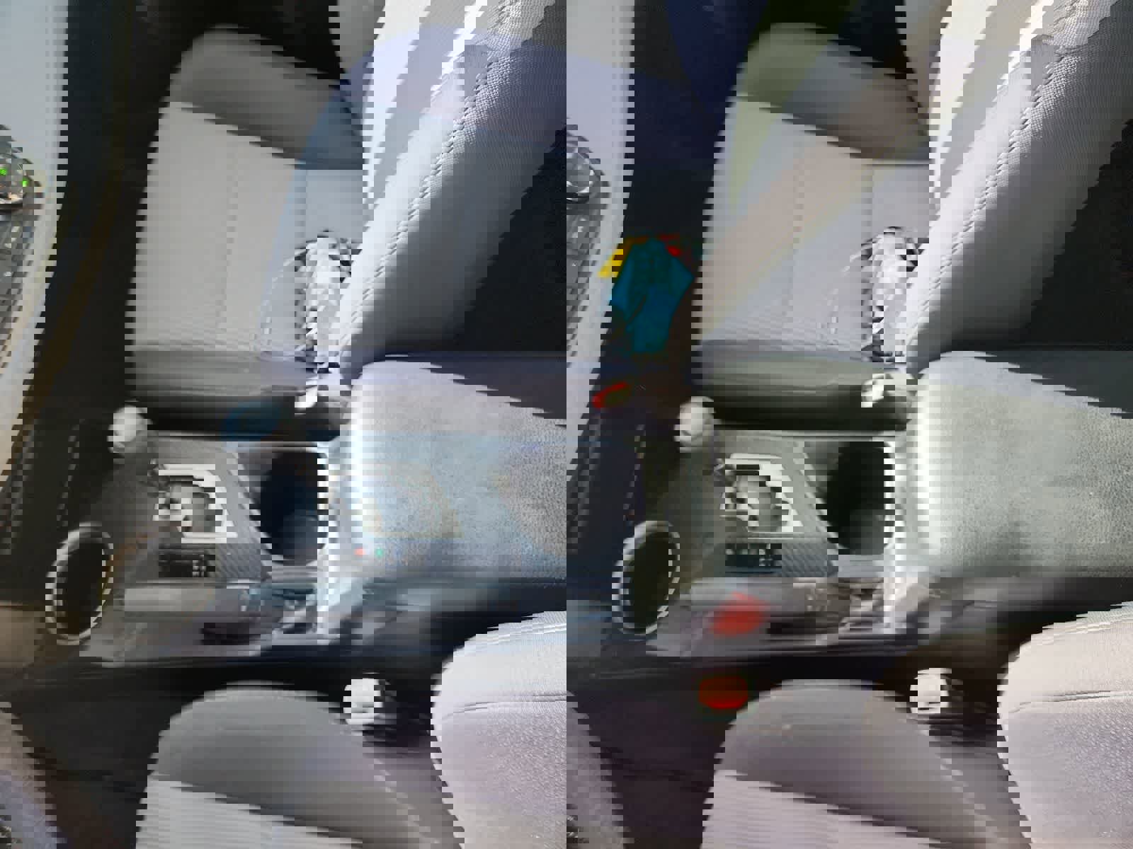 Used 2015 Toyota RAV4 XLE FWD image 11