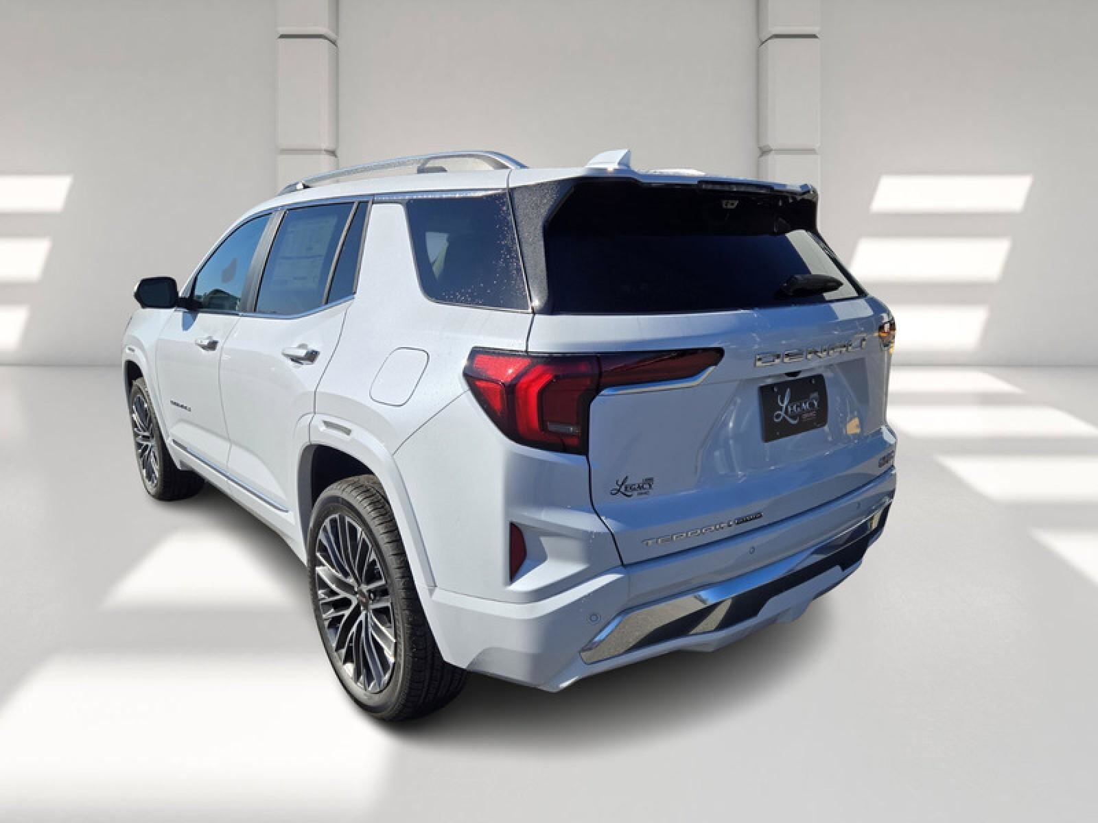 New 2026 GMC Terrain Denali w/ LPO, Floor Liner Package image 5