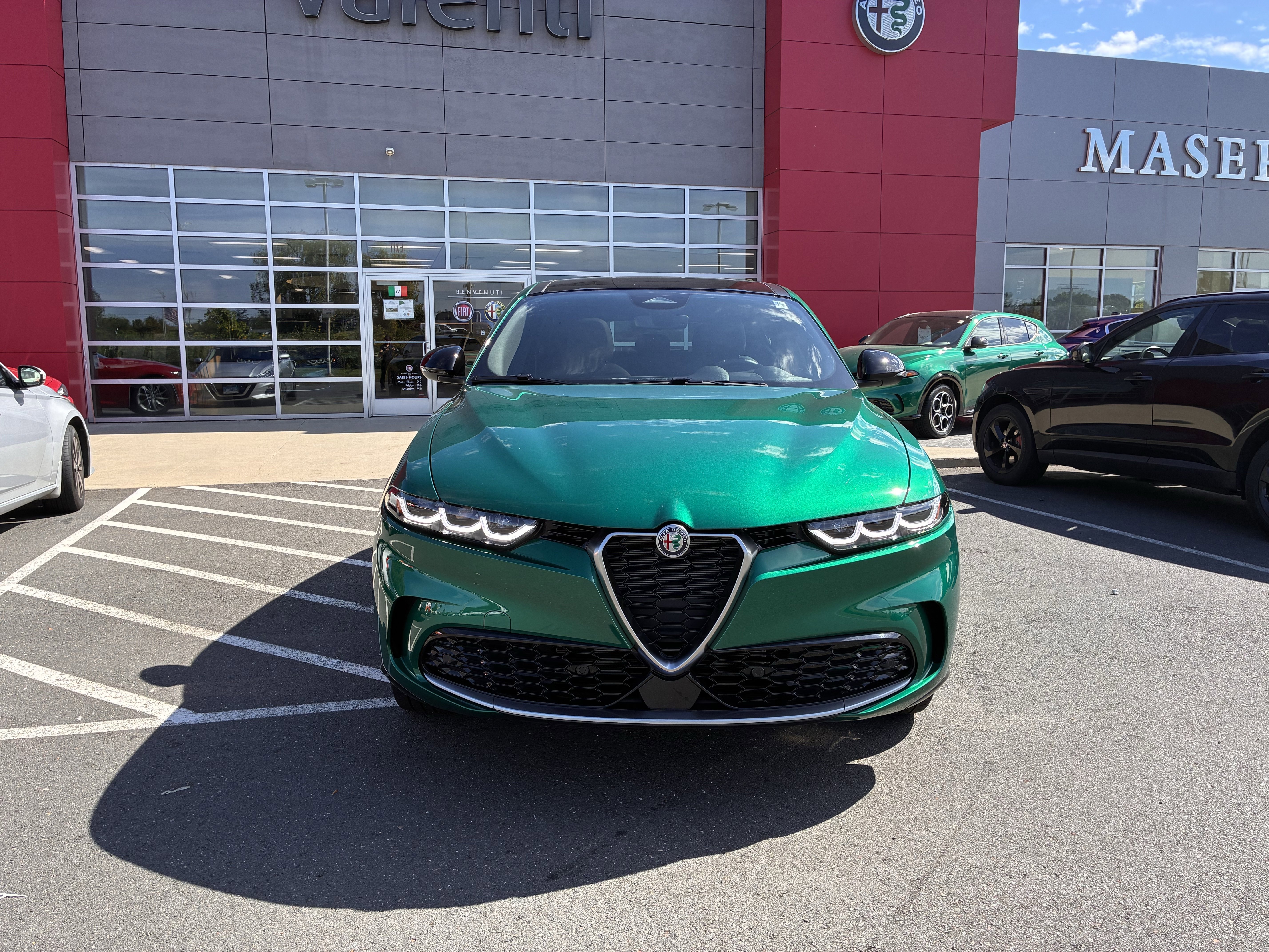 Certified 2024 Alfa Romeo Tonale Ti w/ Premium Interior Package image 3