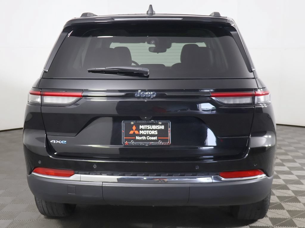 Used 2024 Jeep Grand Cherokee Limited 4xe AWD/4WD image 15