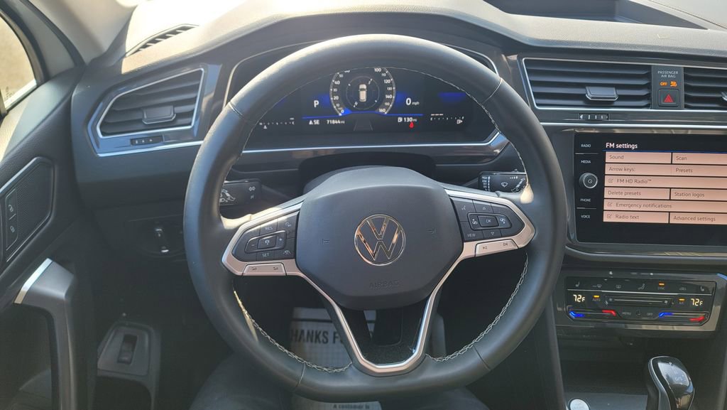 Used 2022 Volkswagen Tiguan SE image 20