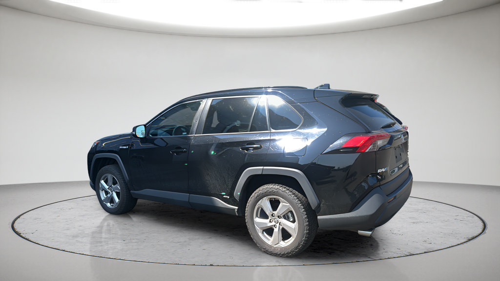 Used 2021 Toyota RAV4 XLE Premium AWD/4WD image 9