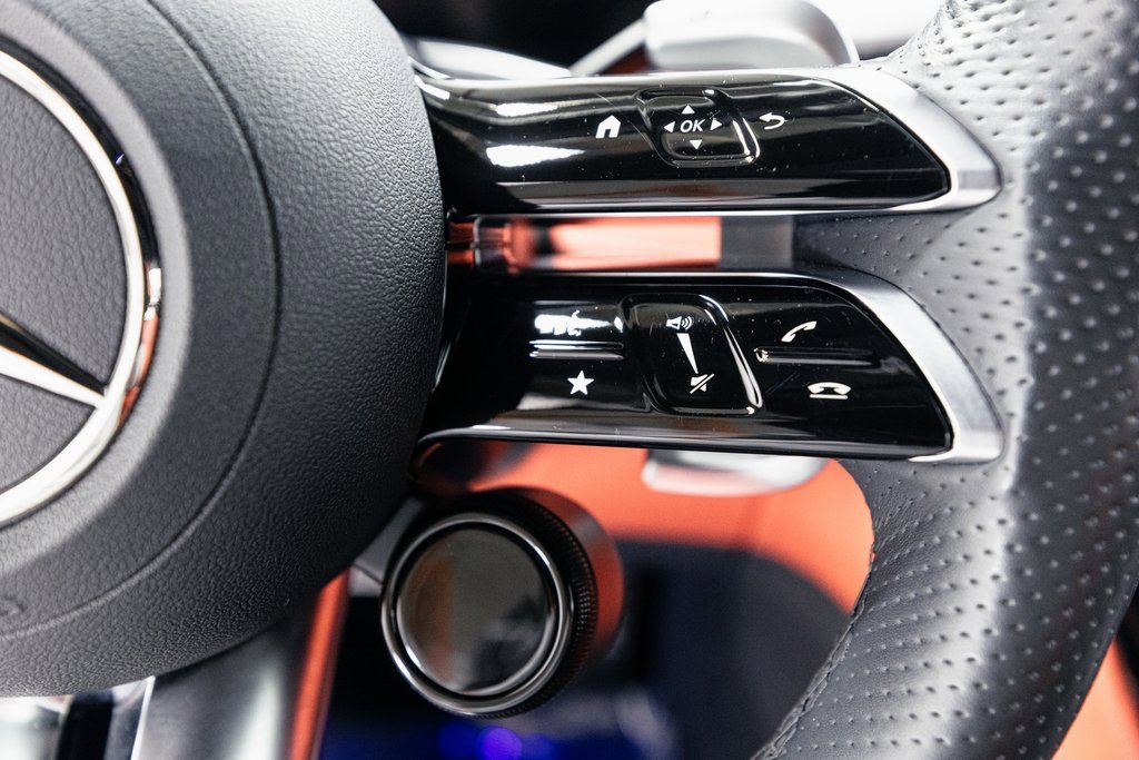 Used 2024 Mercedes-Benz SL 55 AMG 4MATIC image 14