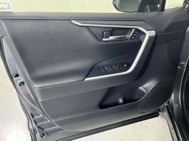 Used 2023 Toyota RAV4 XSE AWD/4WD image 23