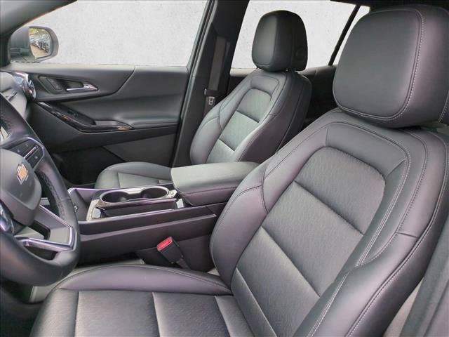 Used 2025 Chevrolet Equinox LT w/ Convenience Package II FWD image 16
