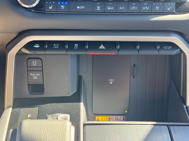 New 2026 Toyota Tundra Platinum AWD/4WD image 34