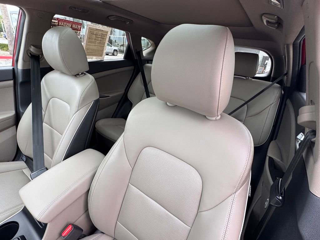 Used 2021 Hyundai Tucson Ultimate w/ Cargo Package image 12