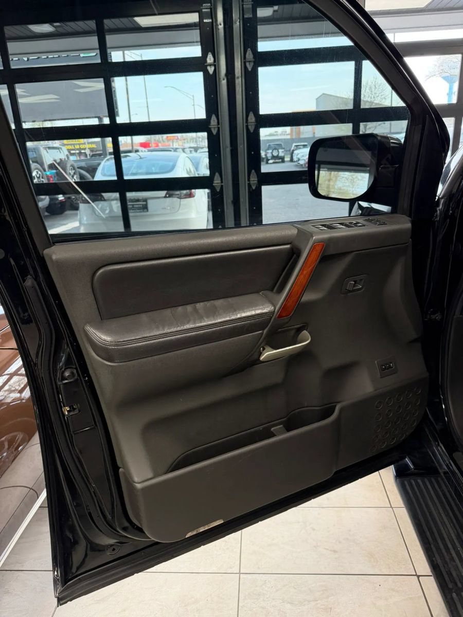 Used 2005 INFINITI QX56 4WD image 21