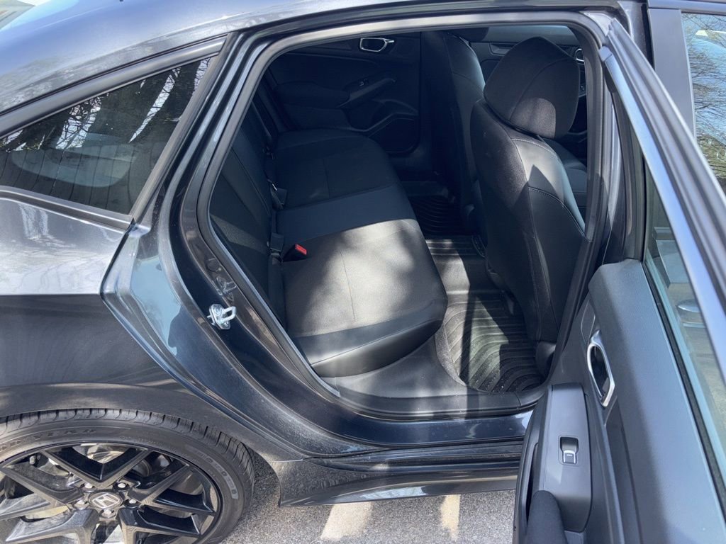 Used 2025 Honda Civic Sport image 11